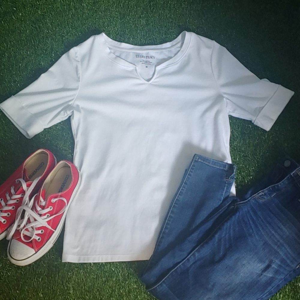 Ellen Tracy white cuffed t-shirt